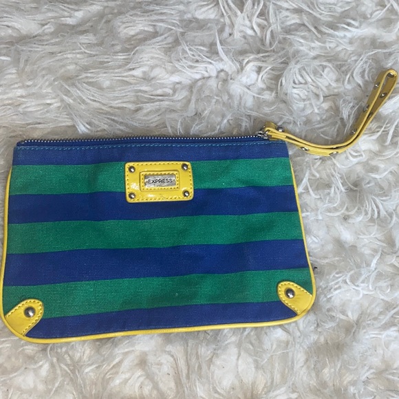Express Wristlet